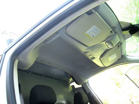 Used 2020 Ford Transit Connect XL FWD image 25