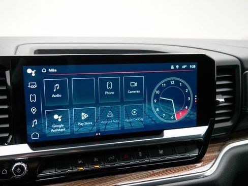 Used 2024 GMC Sierra 1500 Elevation image 28