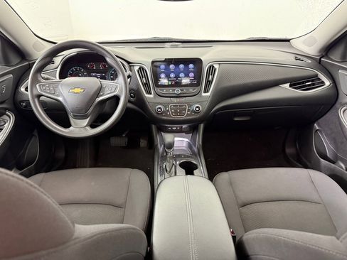 Used 2025 Chevrolet Malibu LT image 15