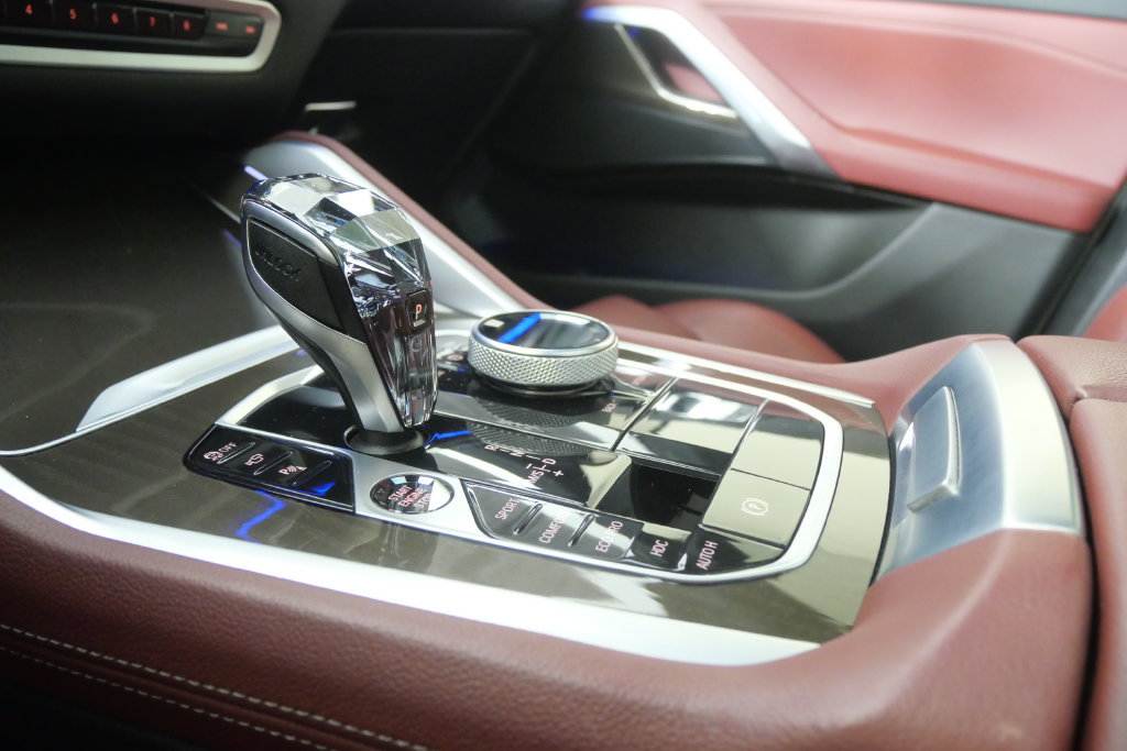 Used 2022 BMW X6 xDrive40i w/ Executive Package AWD/4WD image 25