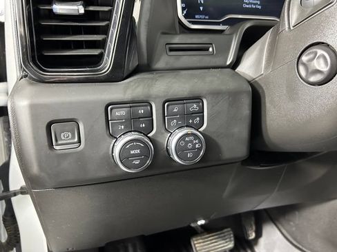 Used 2023 GMC Sierra 1500 AT4 w/ AT4 Preferred Package AWD/4WD image 26