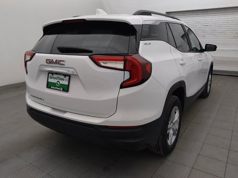 Used 2024 GMC Terrain SLE w/ Driver Convenience Package FWD image 9