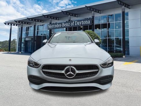 Used 2025 Mercedes-Benz C 300 Sedan image 9