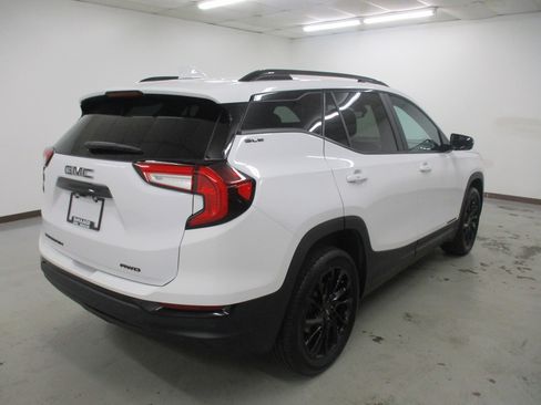 Certified 2023 GMC Terrain SLE w/ Driver Convenience Package AWD/4WD image 14