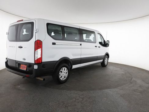 Used 2024 Ford Transit 350 XLT RWD image 12