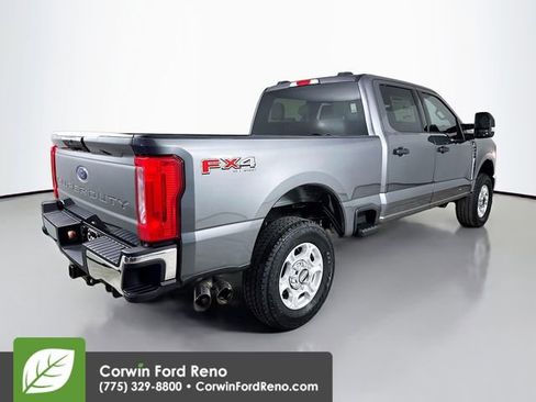 New 2026 Ford F250 XLT w/ FX4 Off-Road Package image 7