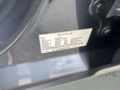 Used 2022 Tesla Model Y Performance image 39