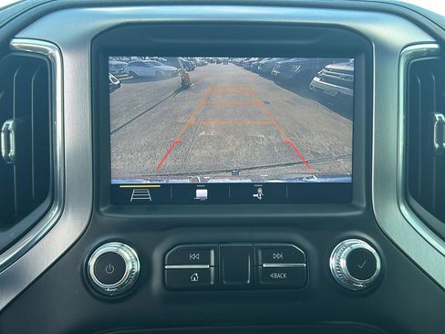 Used 2019 GMC Sierra 1500 SLT RWD image 10
