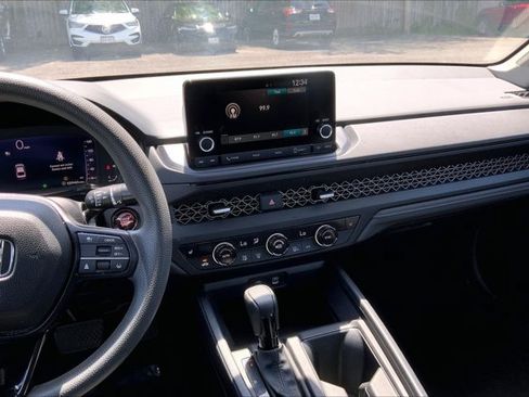 Used 2024 Honda Accord EX image 5