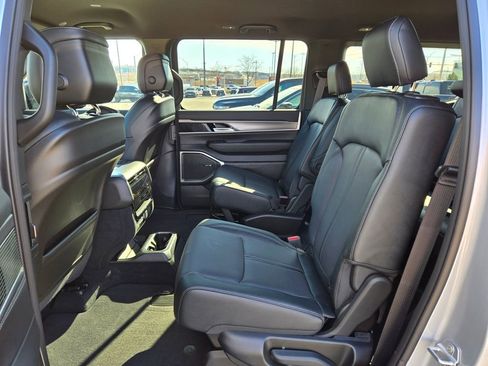 New 2026 Jeep Grand Wagoneer Limited AWD/4WD image 26