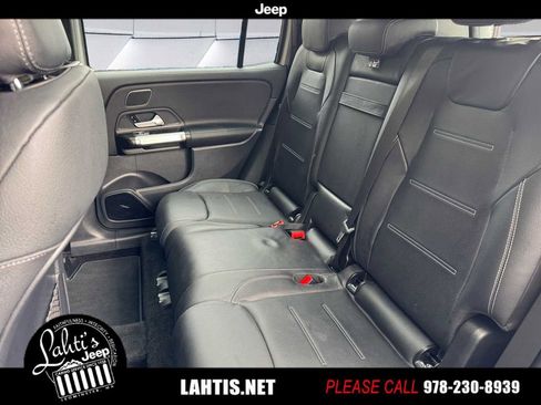 Used 2024 Mercedes-Benz GLB 35 AMG 4MATIC image 15