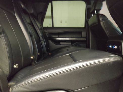 Used 2021 Ford Expedition Max XLT AWD/4WD image 19