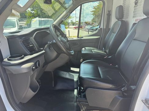 Used 2020 Ford Transit 250 Medium Roof RWD image 17