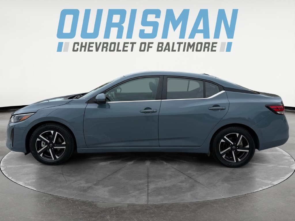 Used 2024 Nissan Sentra SV FWD image 3