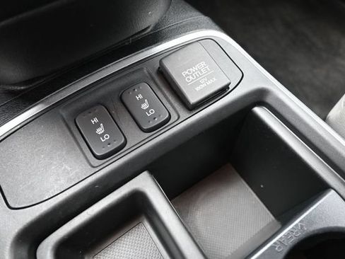 Used 2015 Honda CR-V Touring image 4