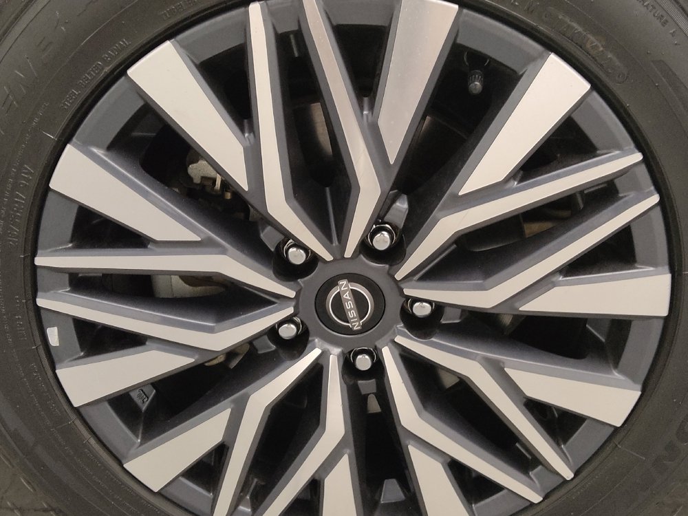 Used 2025 Nissan Altima 2.5 SV AWD/4WD image 31