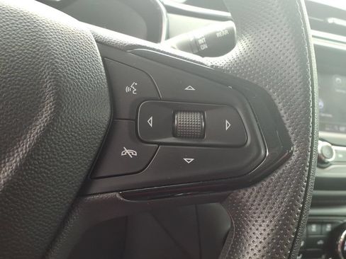Used 2022 Chevrolet TrailBlazer LT AWD/4WD image 16