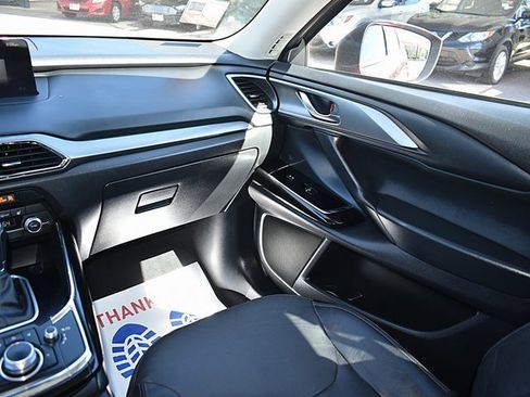 Used 2023 MAZDA CX-9 Touring image 30