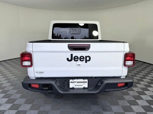 New 2026 Jeep Gladiator Sport image 4