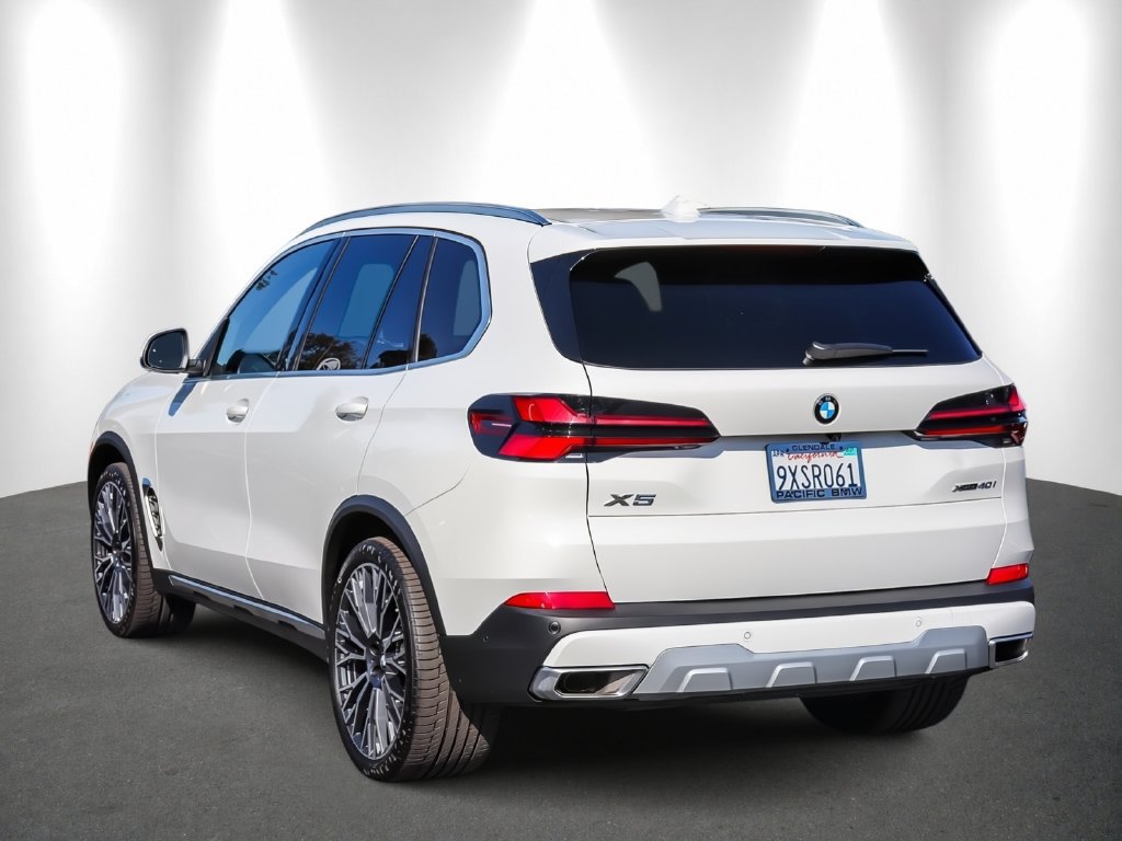 Used 2026 BMW X5 xDrive40i w/ Executive Package AWD/4WD image 4