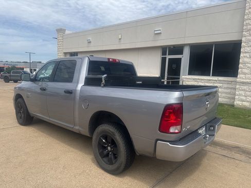 Used 2021 RAM 1500 Classic SLT AWD/4WD image 6