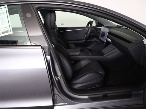 Used 2024 Tesla Model 3 Performance AWD/4WD image 30