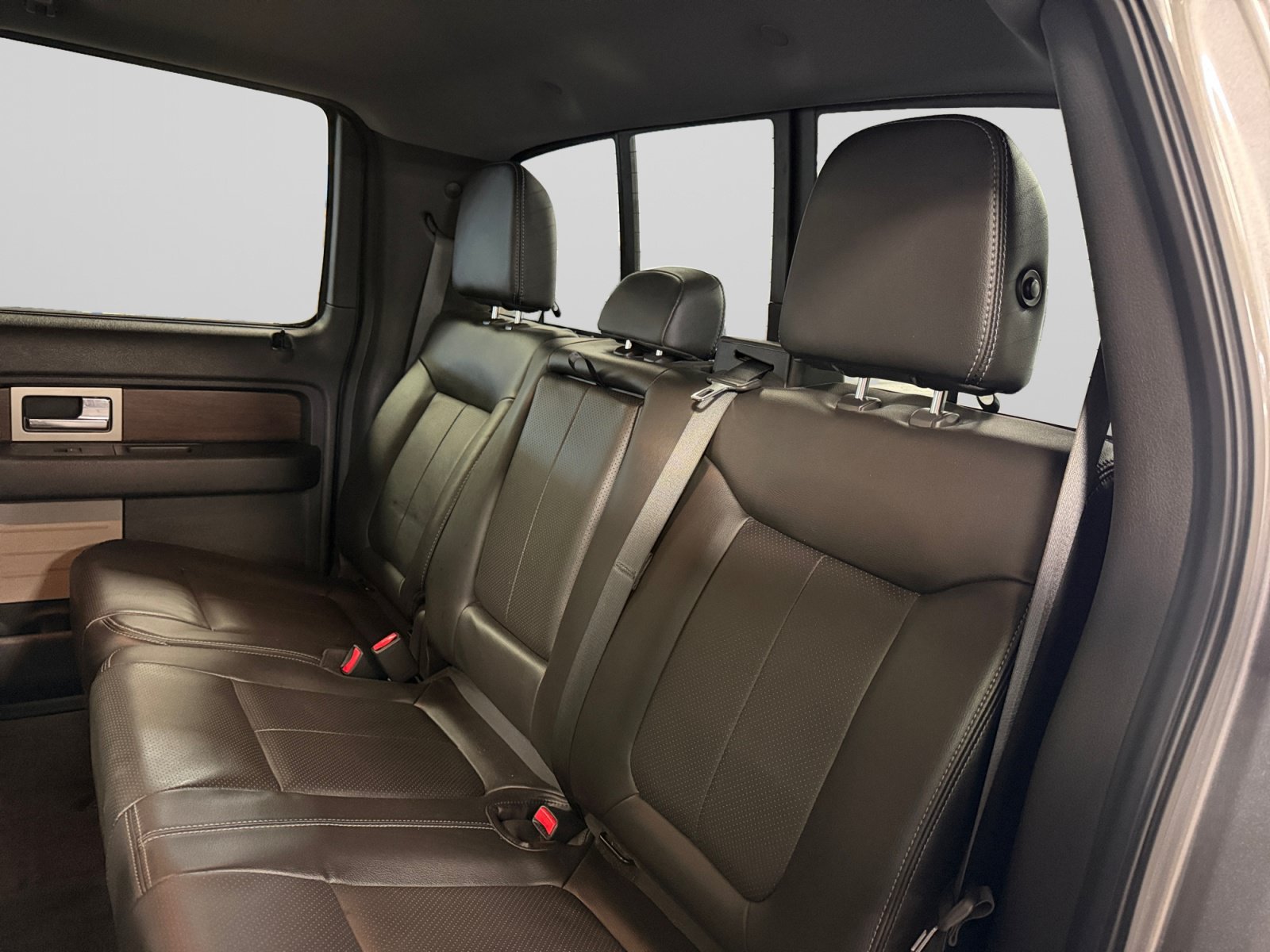 Used 2014 Ford F150 Lariat w/ Equipment Group 502A Luxury AWD/4WD image 22