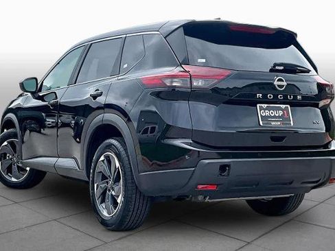 Certified 2024 Nissan Rogue SV FWD image 12