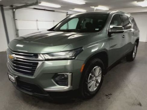 Certified 2023 Chevrolet Traverse LT FWD image 4