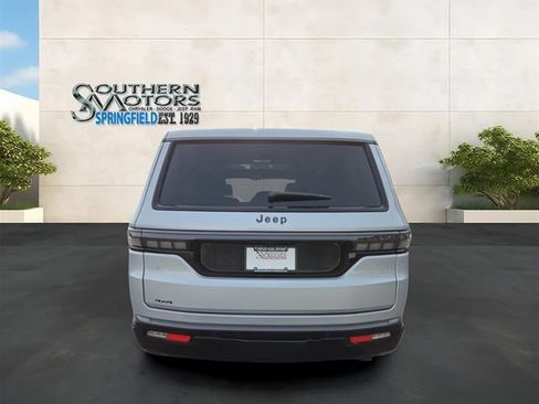 New 2026 Jeep Grand Wagoneer Limited AWD/4WD image 4