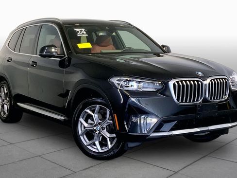 Used 2024 BMW X3 xDrive30i w/ Premium Package AWD/4WD image 3
