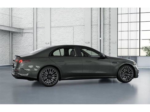 New 2026 Mercedes-Benz E 53 AMG e 4MATIC Sedan image 18