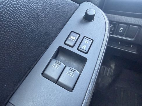 Used 2011 Nissan Altima 3.5 SR w/ 3.5SR Premium Pkg FWD image 25