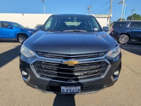 Certified 2019 Chevrolet Traverse LT image 3
