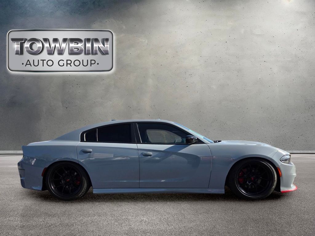 Used 2020 Dodge Charger GT w/ Blacktop Package RWD image 3