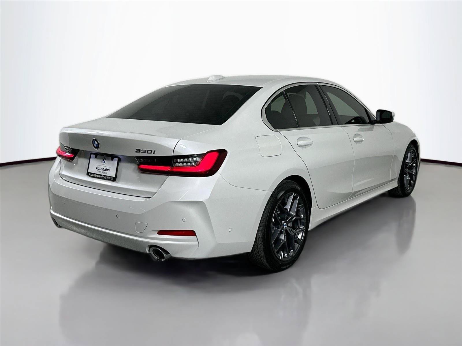 New 2025 BMW 330i Sedan w/ Premium Package RWD image 8