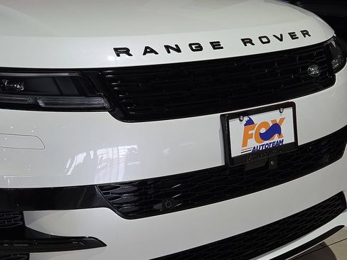 Used 2024 Land Rover Range Rover Sport Dynamic SE AWD/4WD image 7