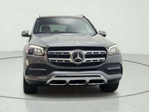 Used 2021 Mercedes-Benz GLS 450 4MATIC image 2