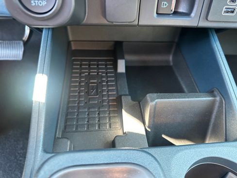 New 2025 Ford Maverick Lariat w/ Black Appearance Package image 23