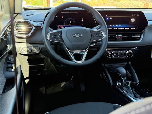 New 2026 Chevrolet TrailBlazer LT w/ Convenience Package image 7