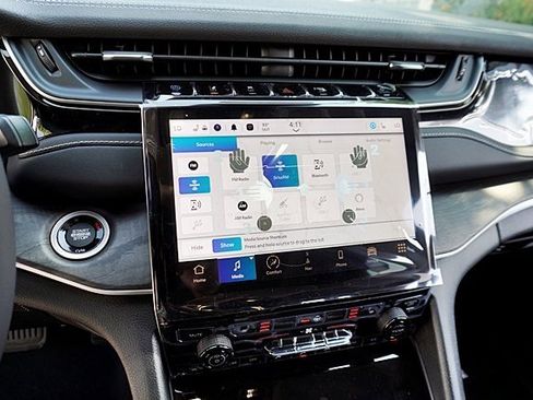 New 2023 Jeep Grand Cherokee 4WD 4xe image 29