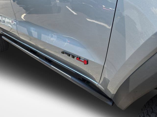 Used 2025 GMC Canyon AT4 w/ Nightfall Edition AWD/4WD image 41