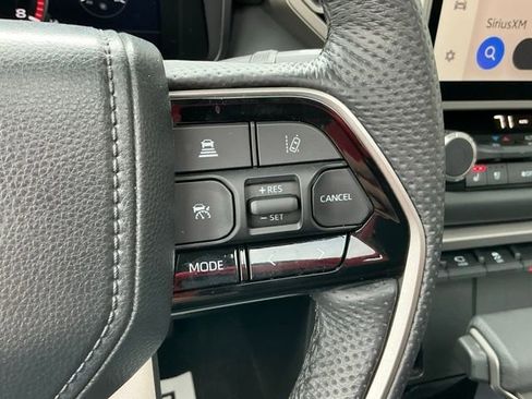 Used 2024 Toyota Tundra Limited image 29