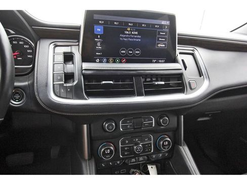 Used 2021 Chevrolet Tahoe Premier w/ Premium Package image 21