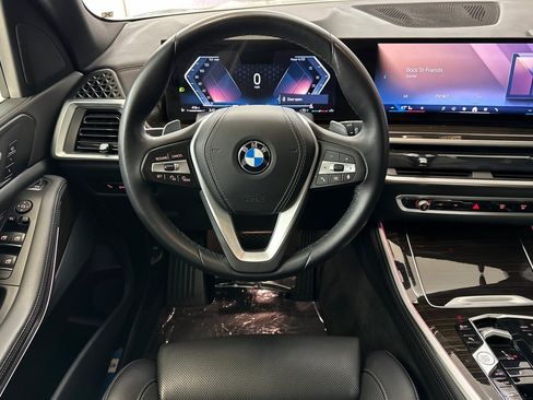 Used 2024 BMW X5 xDrive40i w/ Parking Assistance Package AWD/4WD image 29