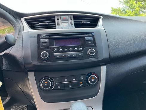 Used 2015 Nissan Sentra S FWD image 19
