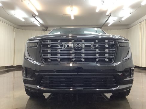 New 2026 GMC Acadia Denali Ultimate AWD/4WD image 10