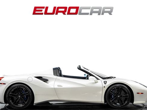 Used 2018 Ferrari 488 Spider RWD image 8