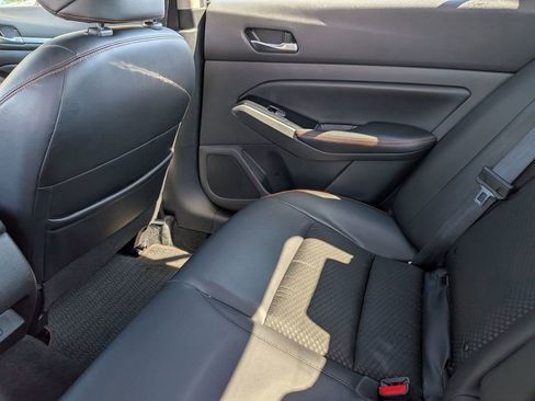 Used 2024 Nissan Altima 2.5 SR FWD image 21