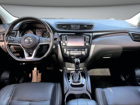 Used 2018 Nissan Rogue Sport SL w/ SL Premium Package AWD/4WD image 7